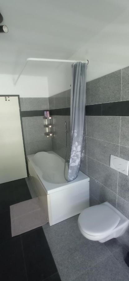 33 Hotel Cadenazzo Ngoại thất bức ảnh